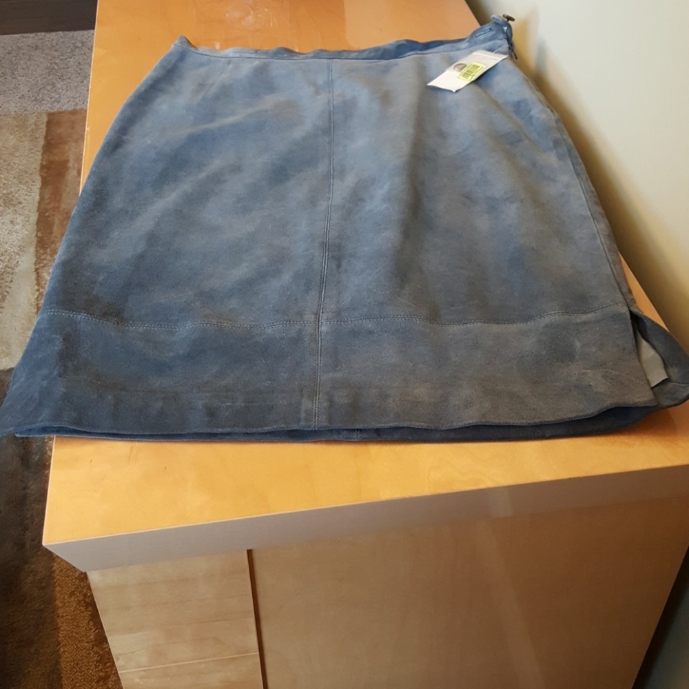 Suede skirt