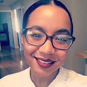 Meet your Posher, Samia