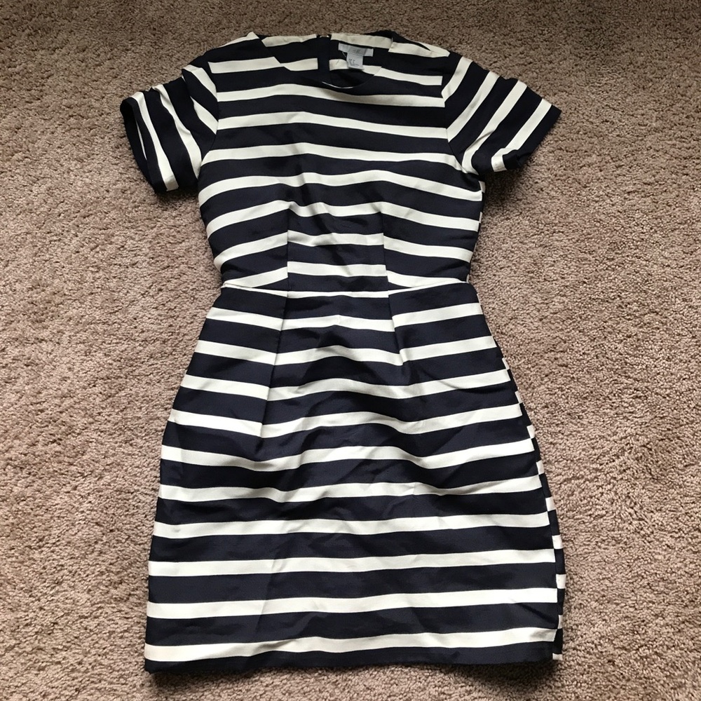 Chic-Preppy JCrew Look-a-like Dress!