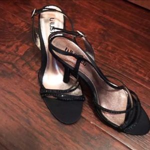 Ladies heels 👠 size 7 1/2