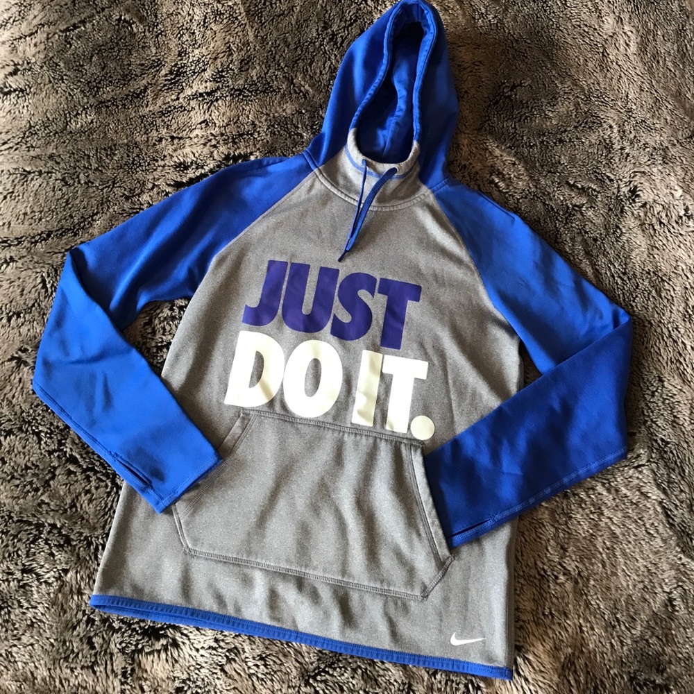 Nike hooded sweatshirt