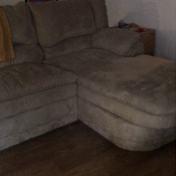 7 piece beige microfiber sectional - Picture 4 of 4