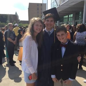 Meet your Posher, Kim