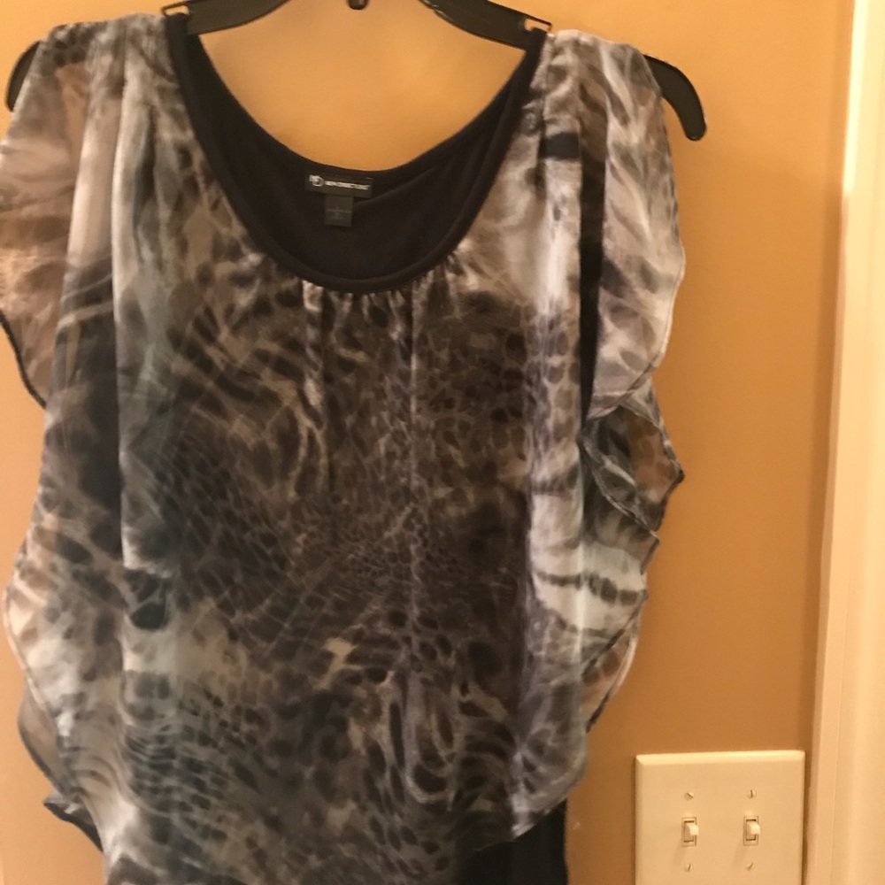 Sleeveless Shirt