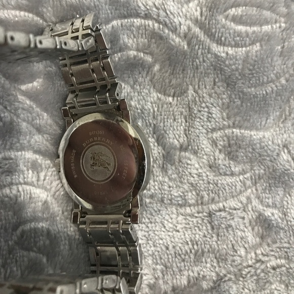 Burberry watch - Picture 2 of 3