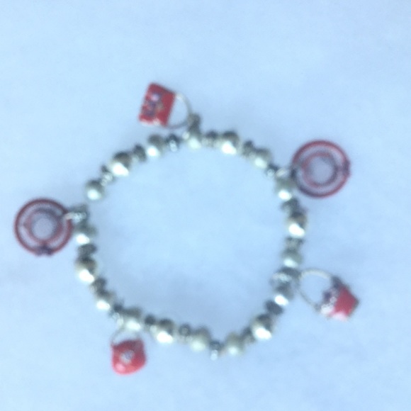 'Red Hatters' bracelet! - Picture 2 of 4