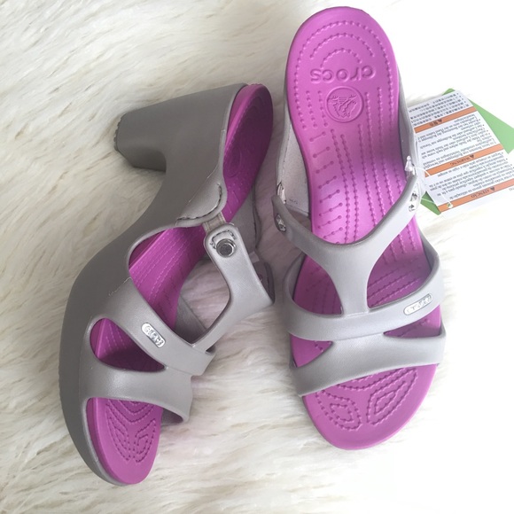 CROCS Shoes - CROCS Cyprus v heels