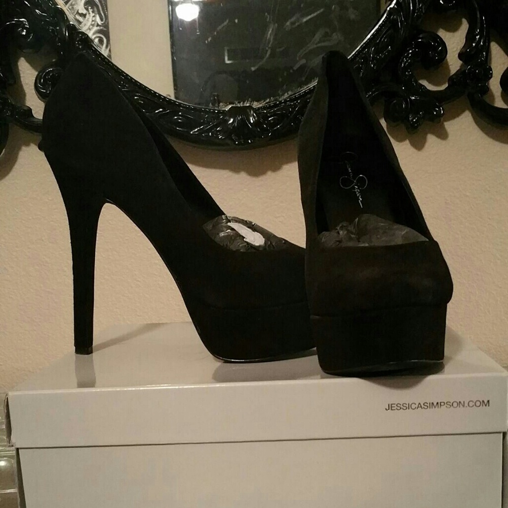 Waleo- Black Kid Suede