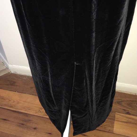 Nipon velvet gown - Picture 4 of 5