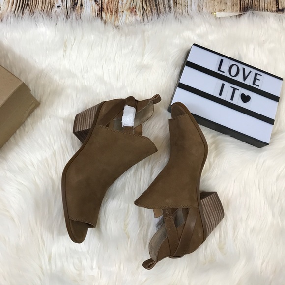 Lucky Brand Banu peep toe ankle Bootie NWB 6.5m - Picture 3 of 5