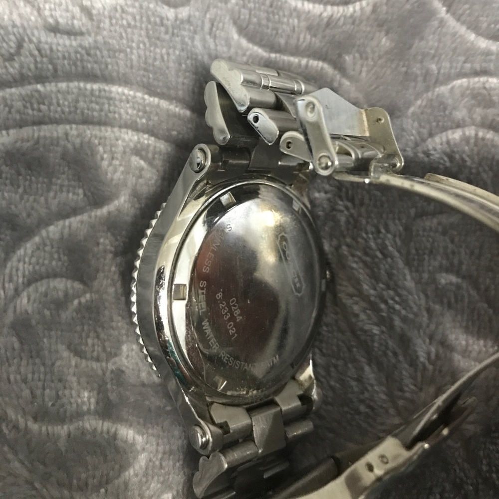 Coach watch - Picture 3 of 3