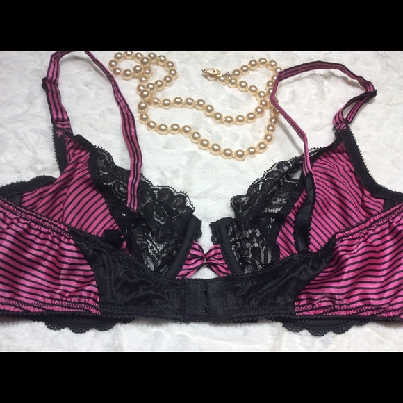 Vintage Valentino Intimo Unlined Underwire Bra - Picture 7 of 8