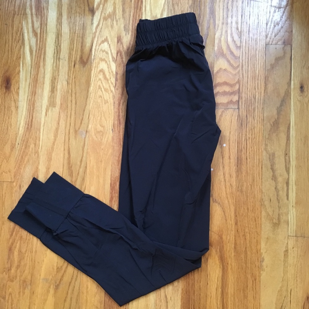 NIKE DRI FIT RUNNING PANTS