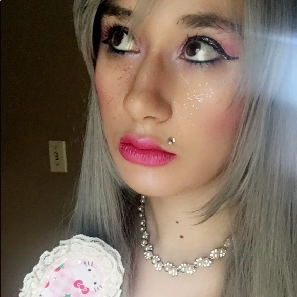 Meet your Posher, Kali - Picture 2 of 8