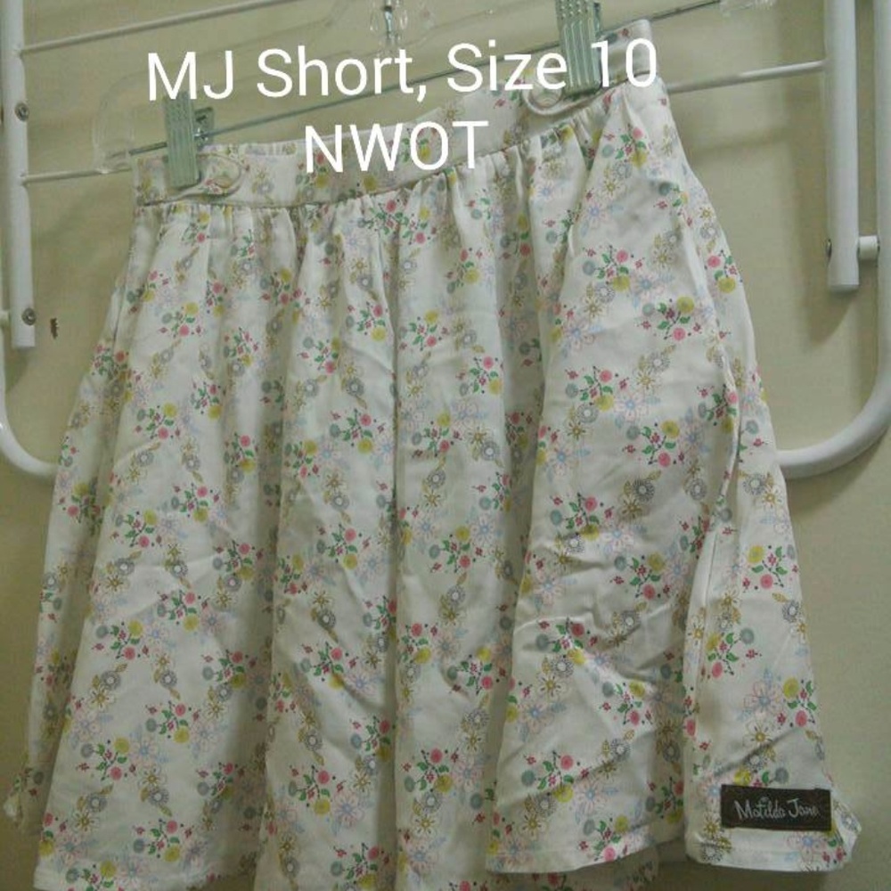 Matilda Jane Short NWOT