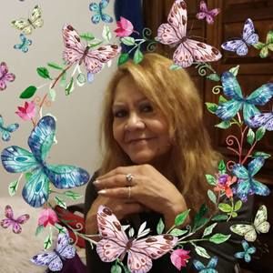 Meet your Posher, Alicia