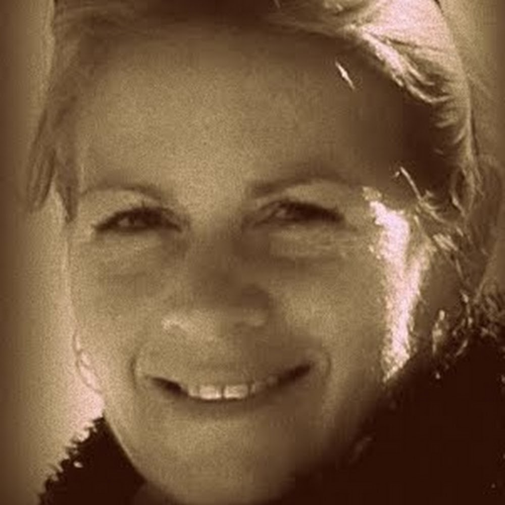 Meet your Posher, Ellen