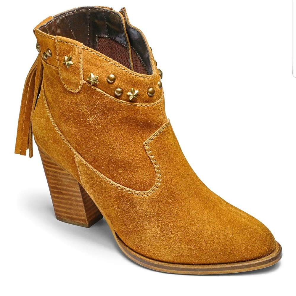 Sole Diva Studded Western Suede Boots