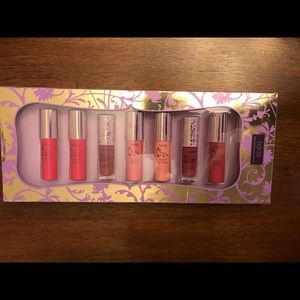 Tarte Kiss & Belle Lipsurgence & Lipgloss Set