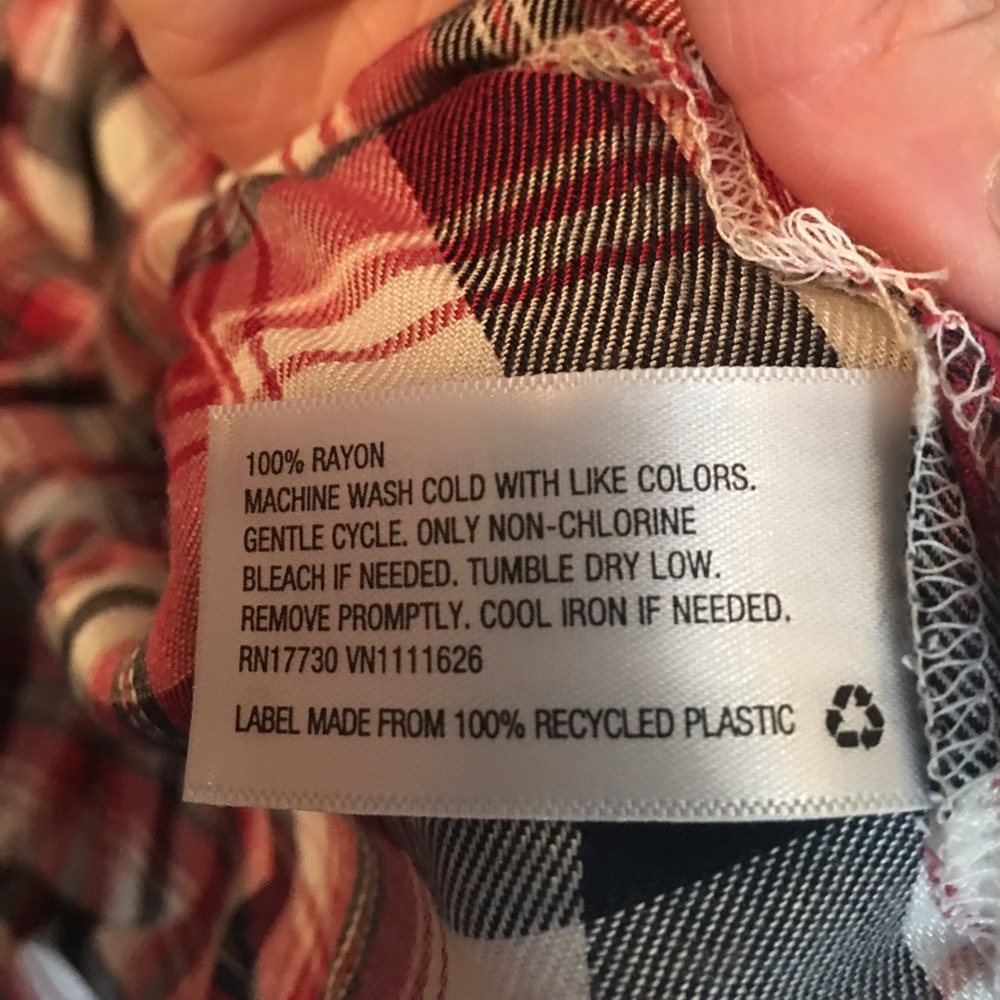 Brand new maternity shirt - Picture 7 of 8