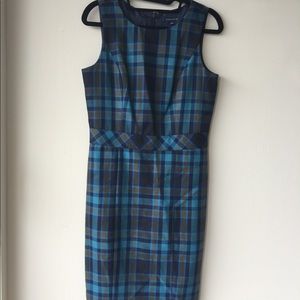 Plaid patterned Tommy Hiflinger dress mod style