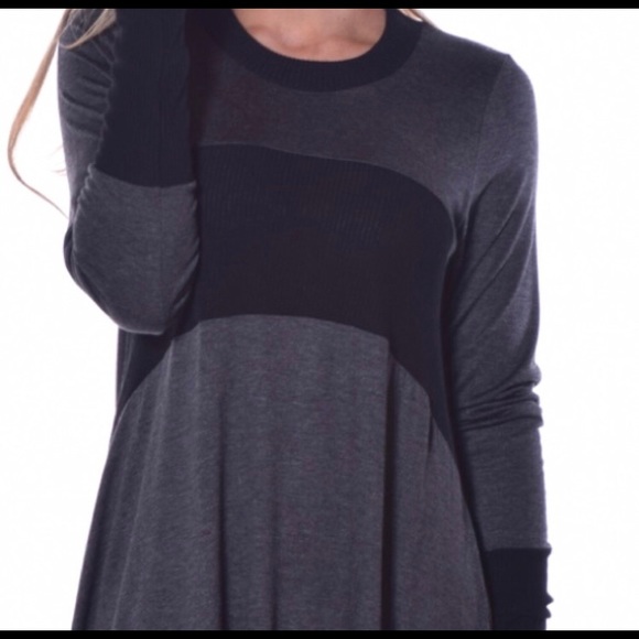 🆕 🇺🇸Two Tone (Black & Gray) Tunic - Picture 2 of 5