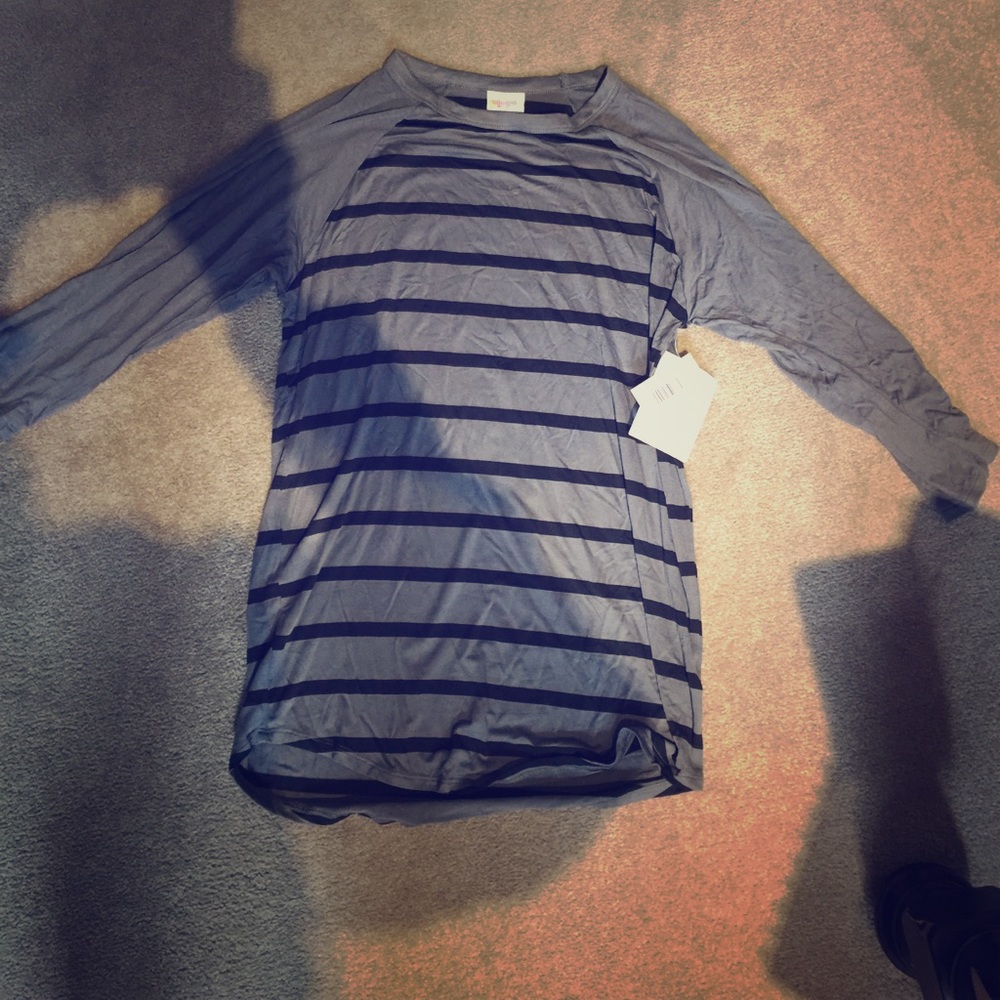 LulaRoe Randy shirt NWT