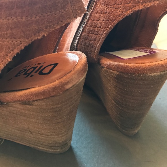 ✨NEW✨Diba | Chestnut Peep Toe Wedge Heels - Picture 5 of 8