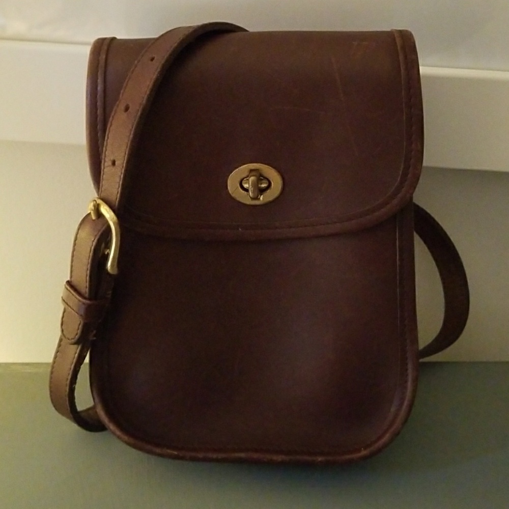 Coach vintage crossbody bag