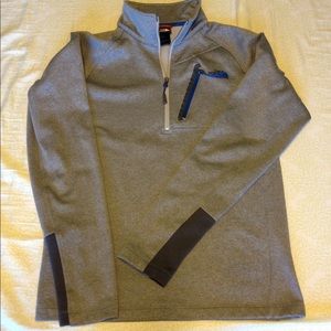 Men's The North Face 1/2 Zip Pullover Size S
