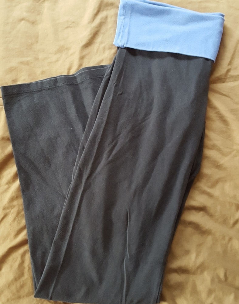 VS yoga pants