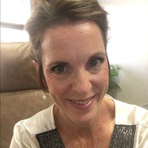 Meet your Posher, Kelli