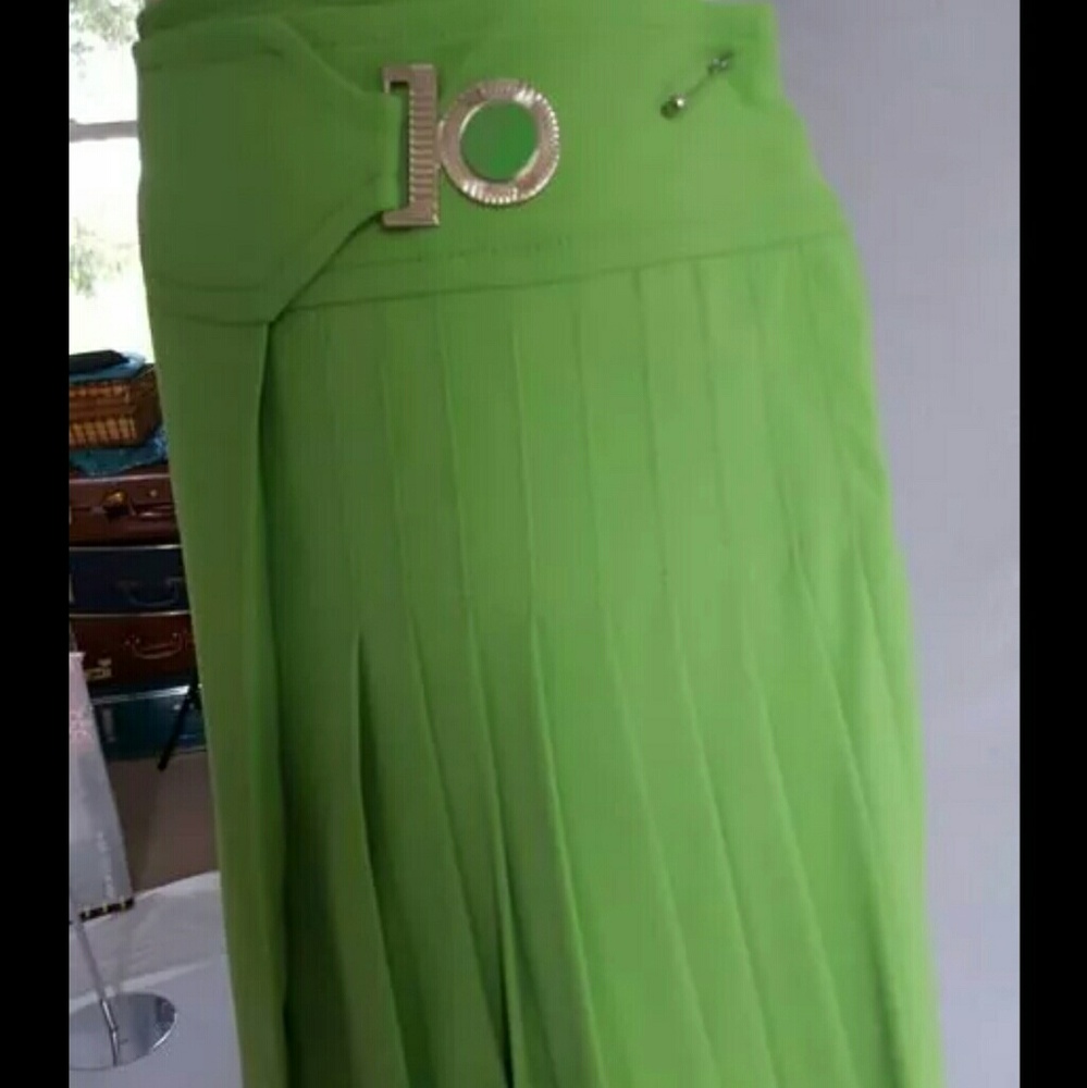 Versace Collection nwt $450 size 50 lime green