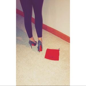 Christian louboutin lady peep toe shoe