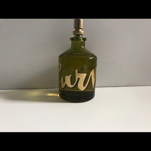 Curve cologne
