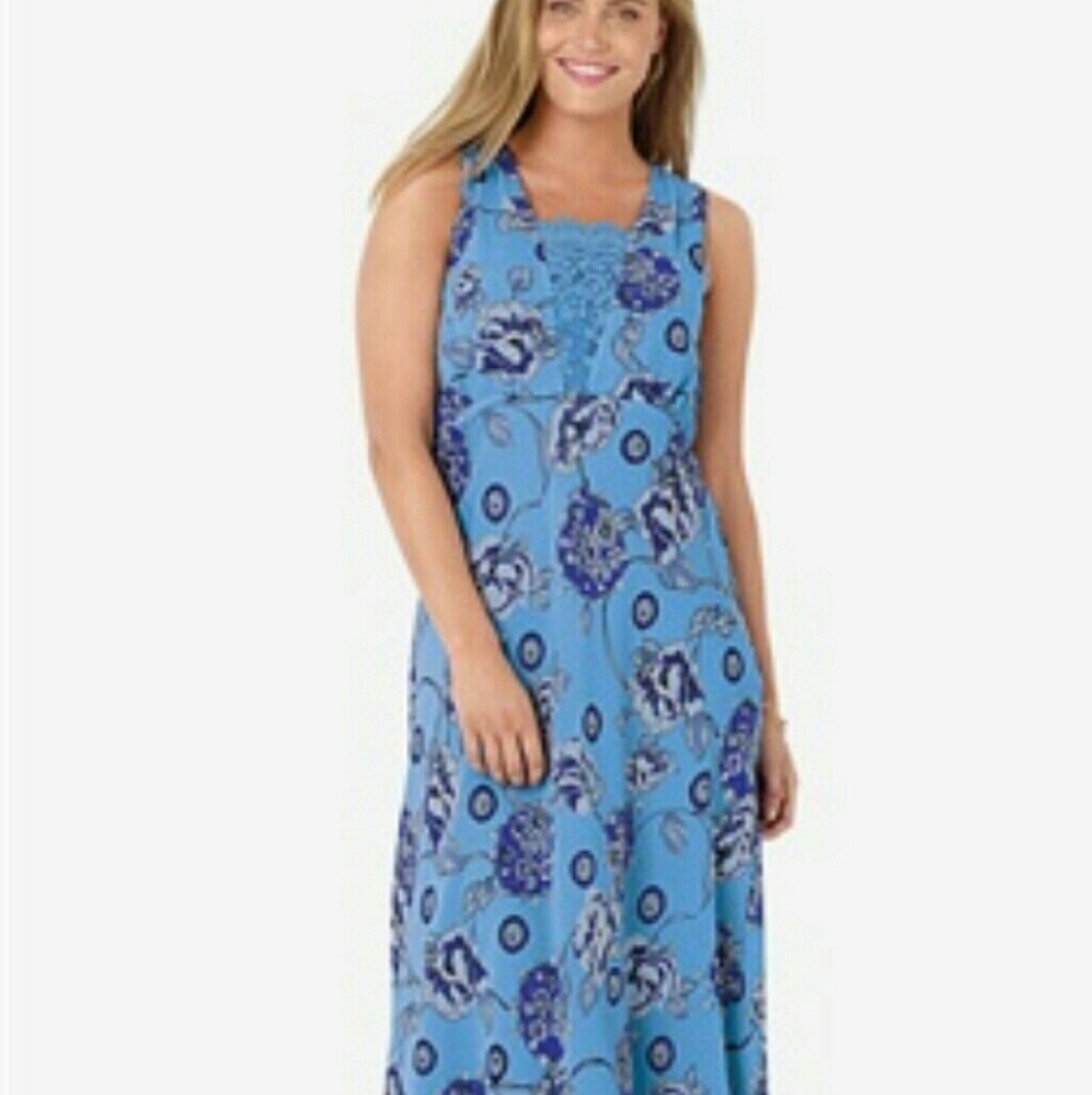 SLEEVELESS EMPIRE DRESS WITH SCALLOPED LACE