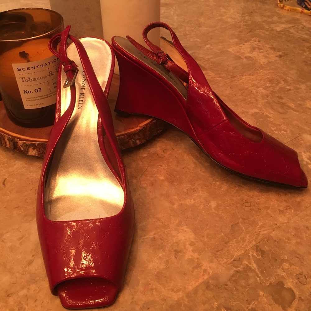 Red Anne Klein wedges