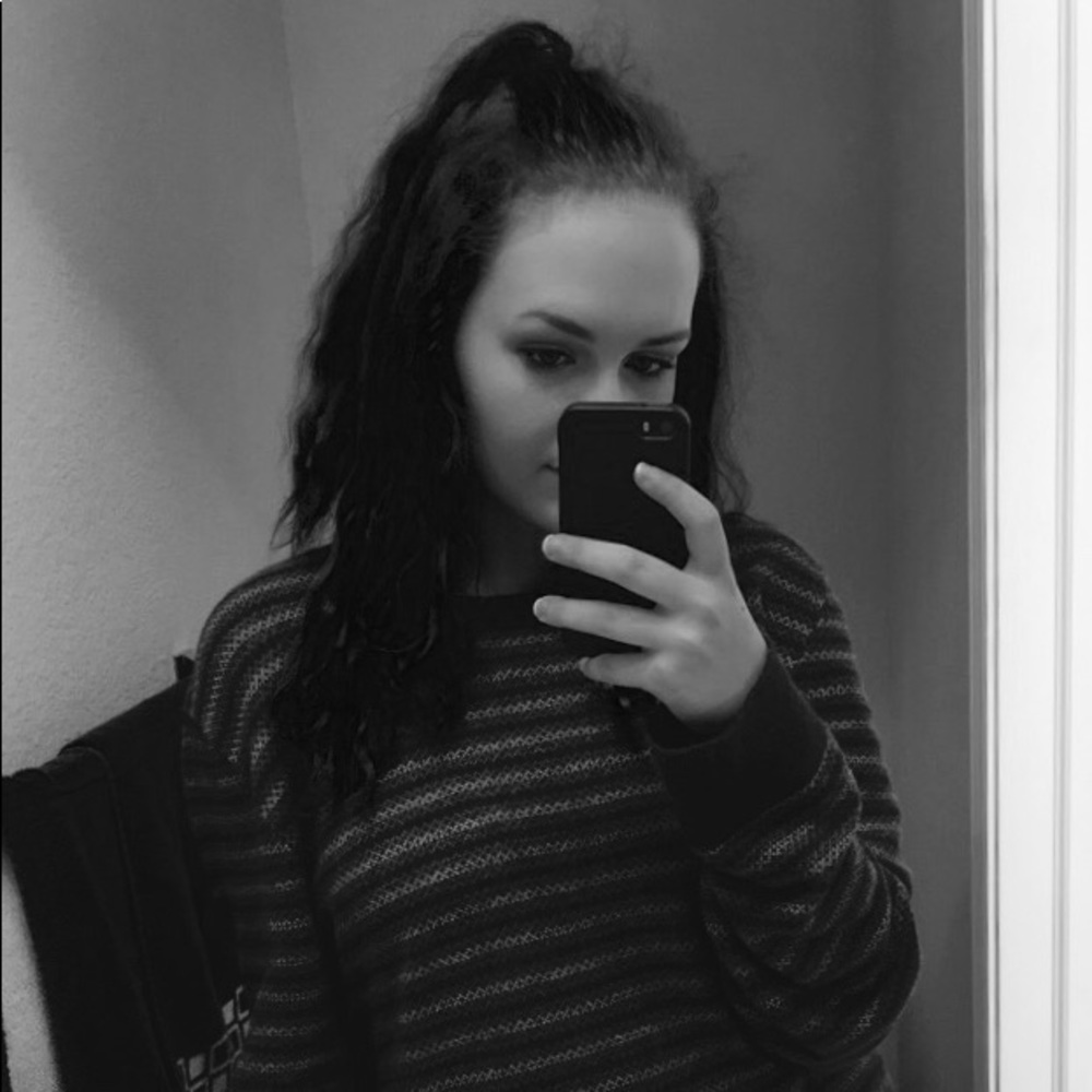 Meet your Posher, Haley