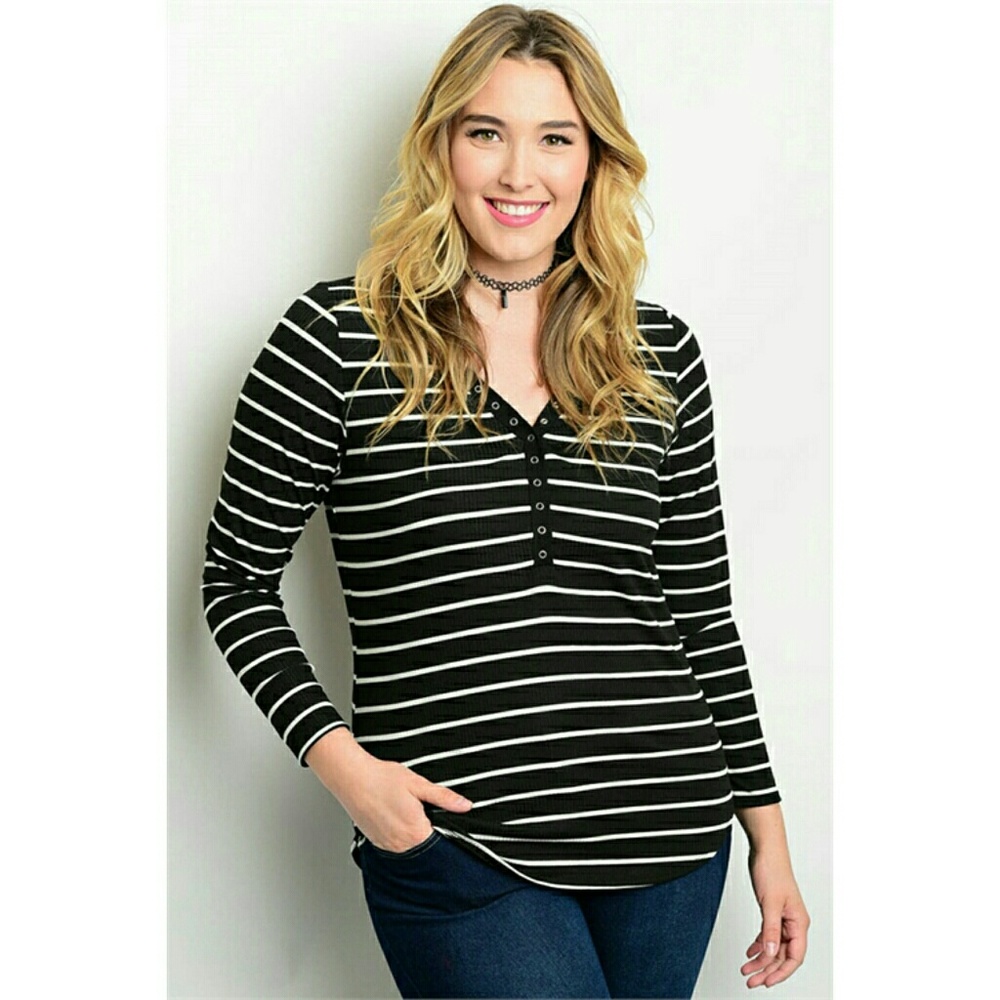 Black and White Top