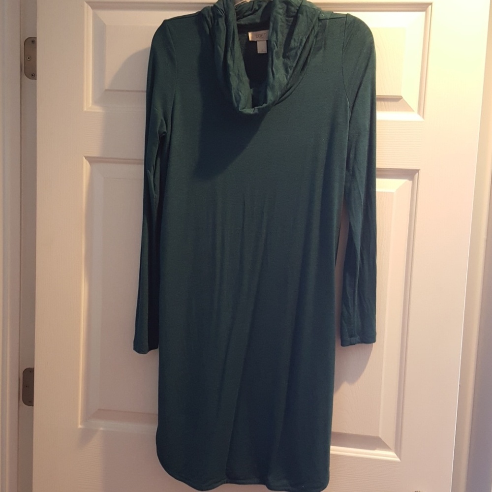 Cowl neck sweaterdress