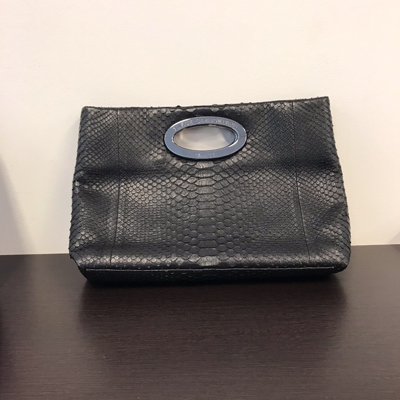 CHANEL Python Large Shopping Bag - Picture 2 of 5