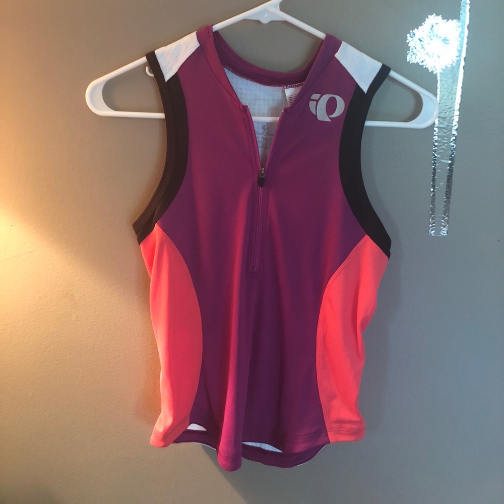 Sports tank top