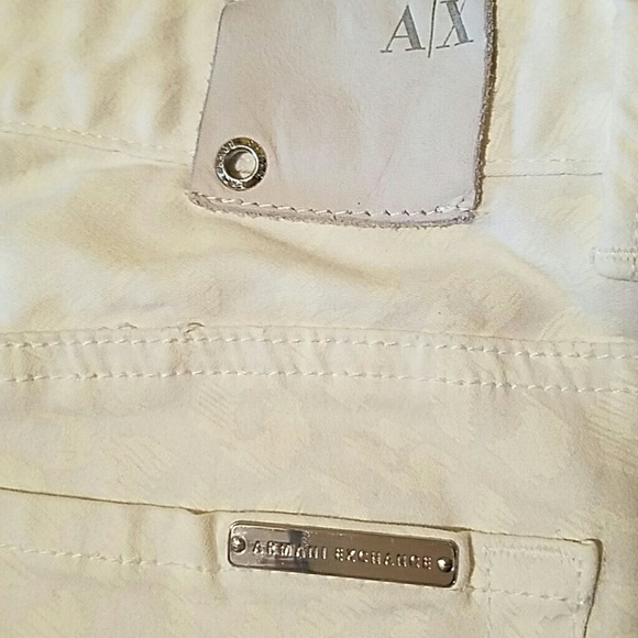 Jeans - Picture 1 of 2