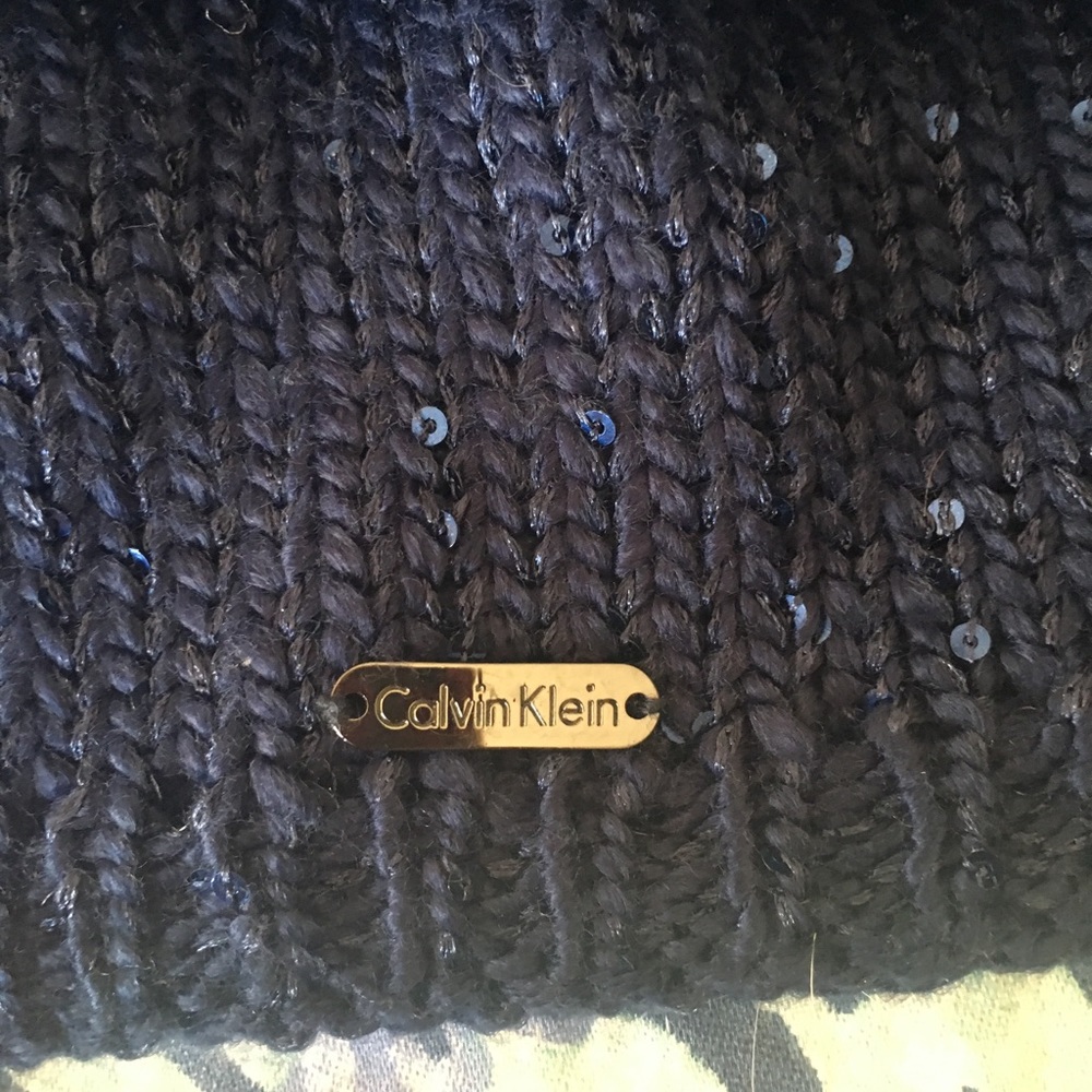 Calvin Klein Infinity Scarf - Picture 2 of 4