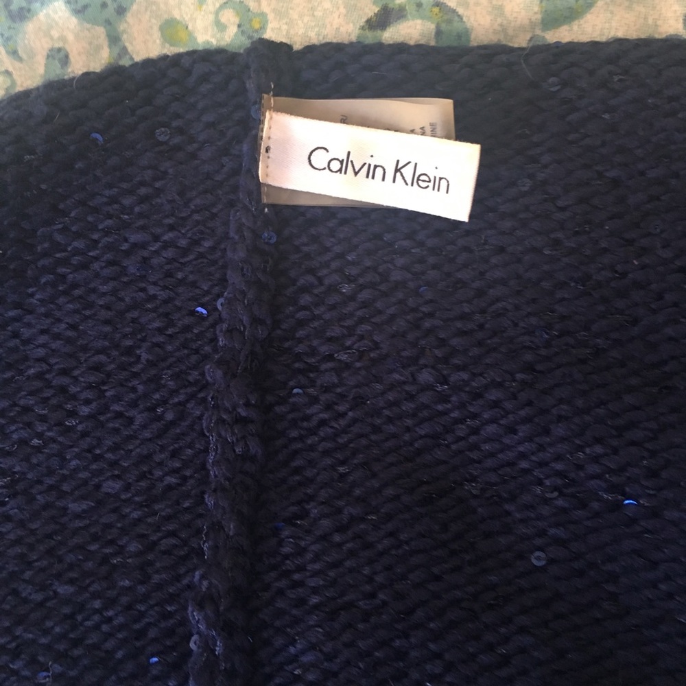 Calvin Klein Infinity Scarf - Picture 3 of 4