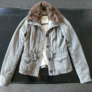 Abercrombie & Fitch Sherpa Lined Utility Jacket
