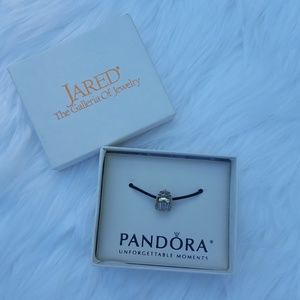 100% authentic  Pandora  cupcake charm