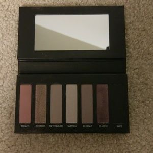 Addiction Makeup - Moodstruck Addiction Shadow Palette Addiction Makeup - Moodstruck Addiction Shadow Palette