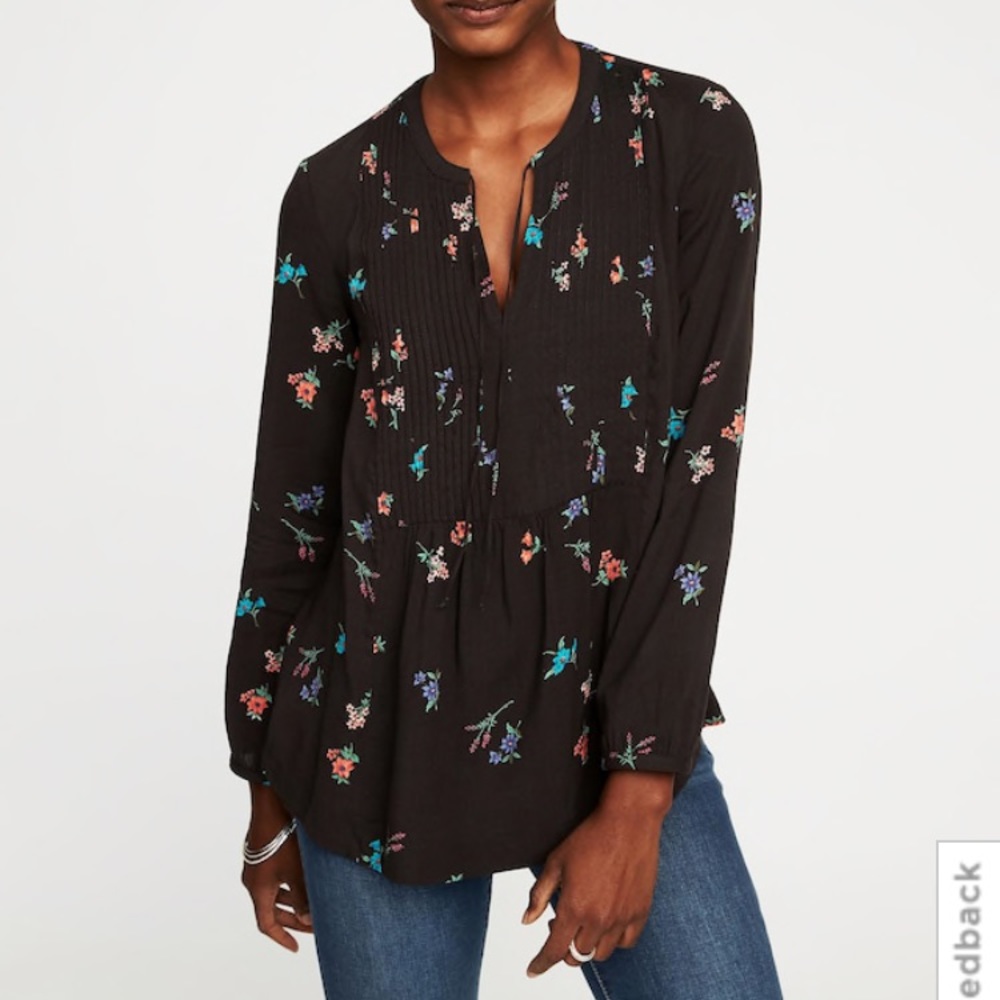 Old Navy Pintuck Floral Blouse, sz Small