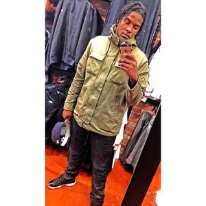 Meet your Posher, Rodney